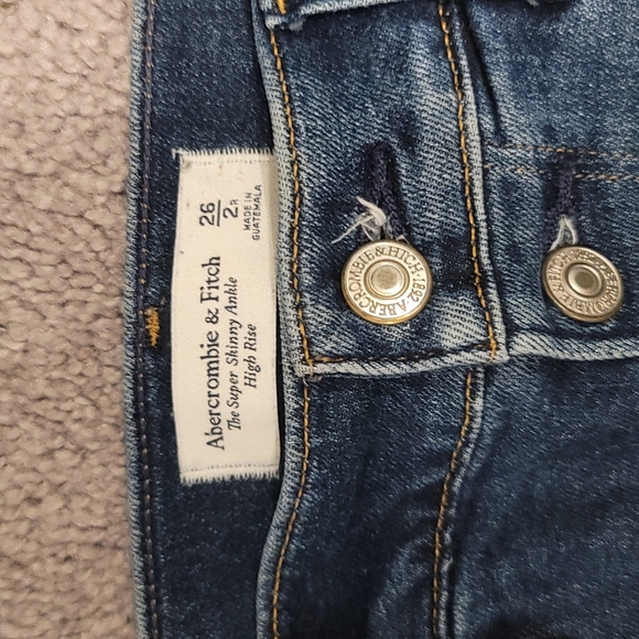 Abercrombie and Fitch jeans - Picture 2 of 6